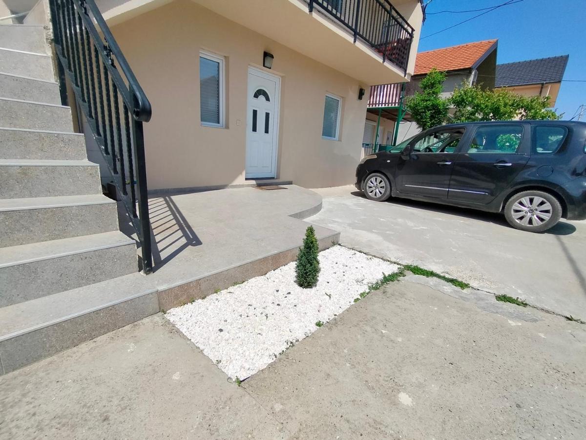 A1 - Airport Belgrade Apartment Kültér fotó